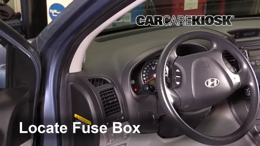 2008 Hyundai Entourage GLS 3.8L V6 Fuse (Interior)